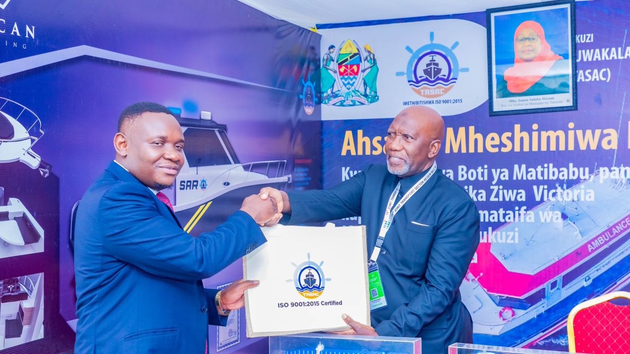 NAIBU WAZIRI AIPONGEZA TASAC KWA KUBORESHA HUDUMA ZA USAFIRI MAJINI