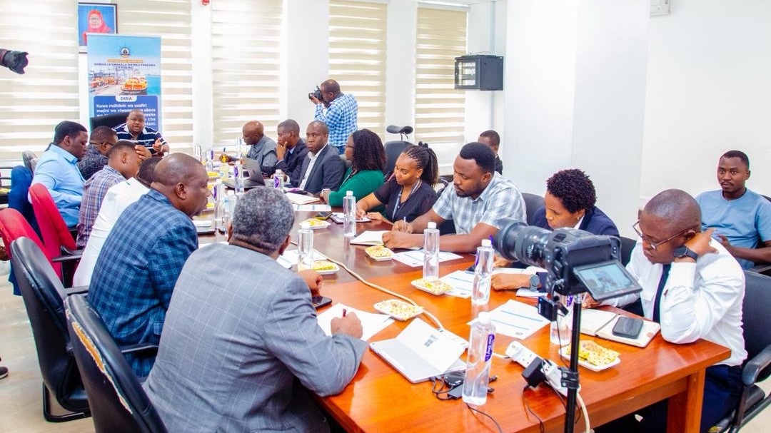TASAC YAKUTANA NA HALMASHAURI ZA JIJI LA DAR ES SALAAM NA TAASISI ZA SERIKALI KUJADILI USIMAMIZI WA BANDARI KAVU