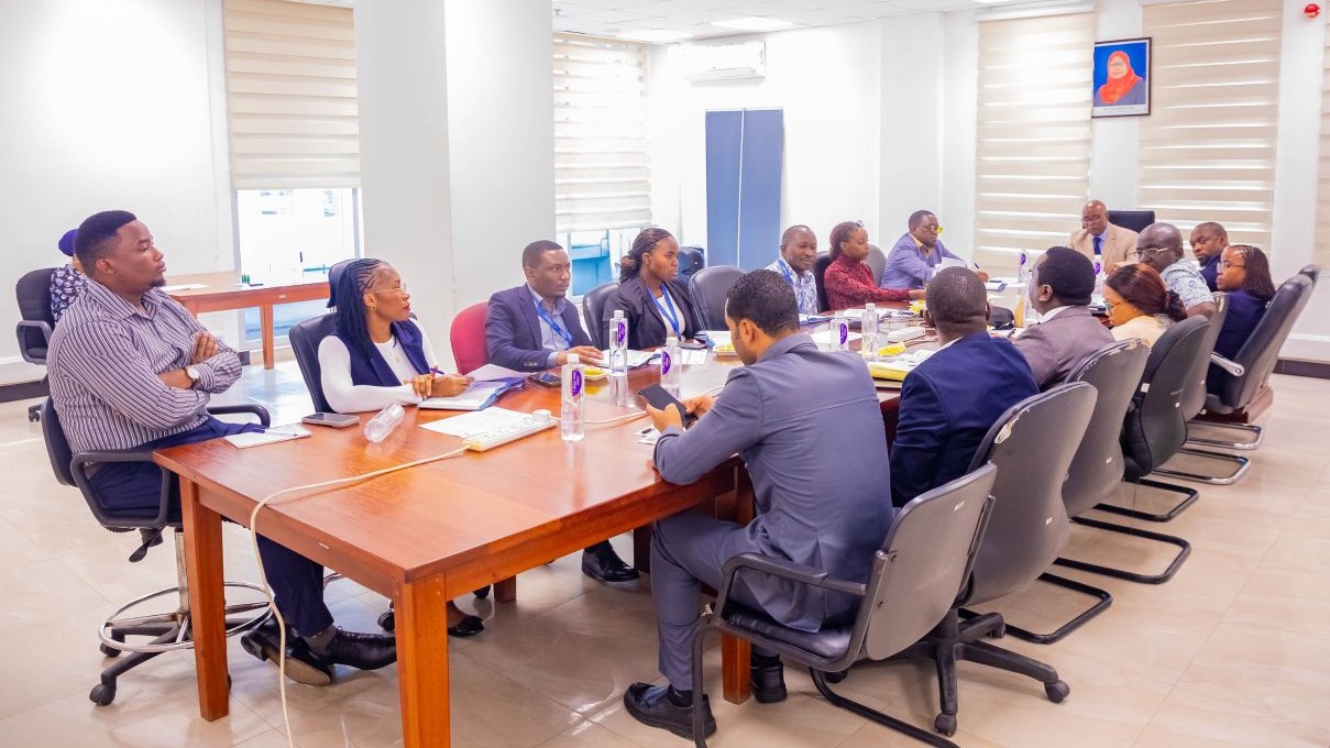 TASAC YAKUTANA NA WADAU KUJADILI MABORESHO YA HUDUMA ZA BANDARI
