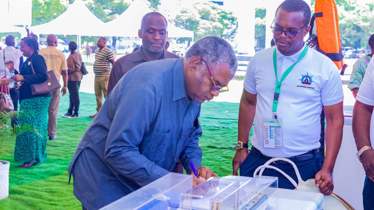 MWENYEKITI WA BODI LATRA ATEMBELEA BANDA LA TASAC