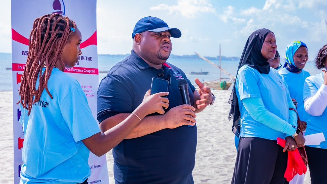 WOMESA YAFANYA USAFI WA FUKWE ZA KAWE KUADHIMISHA SIKU YA BAHARI YA AFRIKA